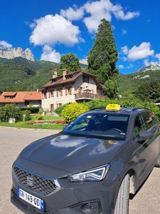 Why it is better to choose a taxi from Annecy to Geneva airport?